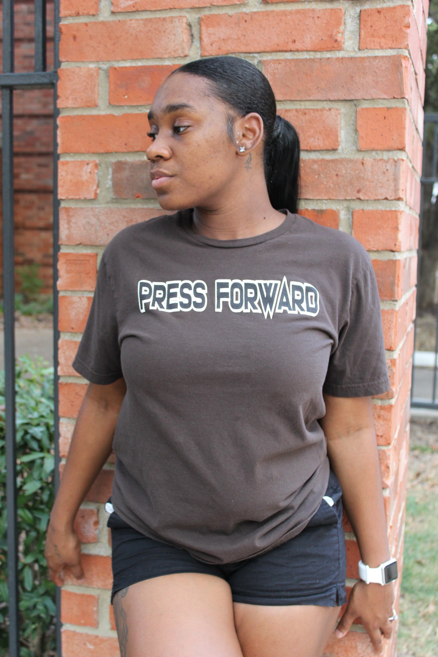 BROWN “EVERYDAY” TEE